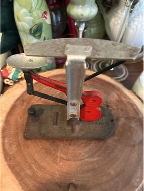 Vintage Zenith Egg Grader Scale with Red Indicator